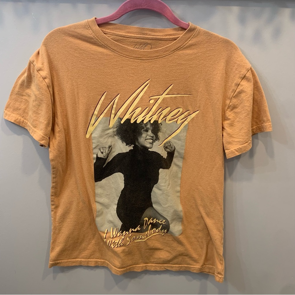 Whitney Graphic Tee - mustard yellow size L